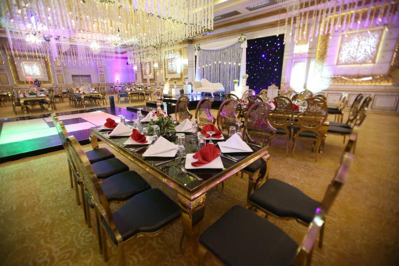 Rehana Plaza Hotel Cairo Exterior photo The interior of a banquet hall