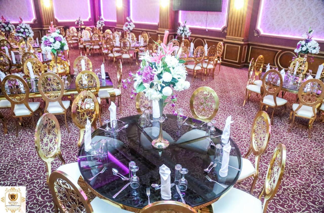 Rehana Plaza Hotel Cairo Exterior photo A wedding reception at the Taj Bengal